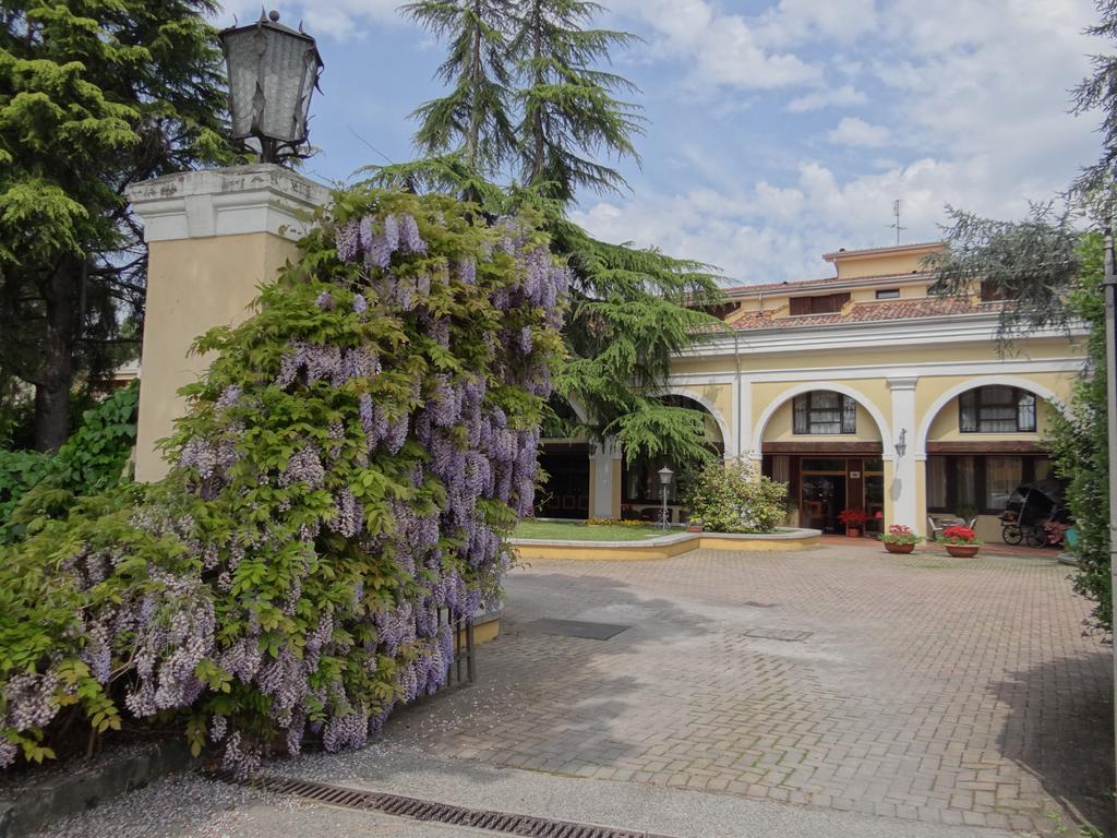 El Rustego Hotel Rubano Kültér fotó